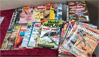 N - MIXED LOT OF MAGAZINES (M10)