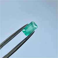 1 Carat Stunning Emerald Gemstone