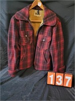 VINTAGE WOOLRICH RED PLAD SIZE 42 HUNTING COAT