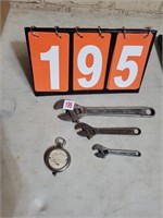 3 ADUSTABLE WRENCHES AMPERES GAUGE