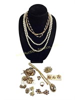 Costume jewelry - rings, pins, earrings,