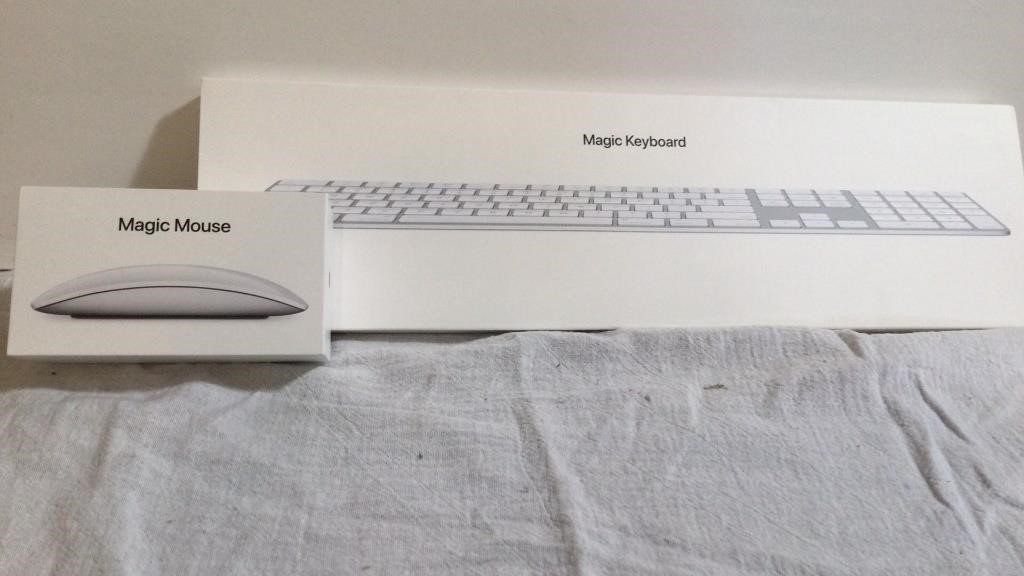 Magic Wireless Keyboard & Mouse. NIB