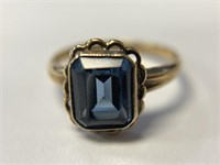 Vintage 10K Blue Spinel Ring