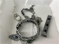 6 Pieces of 1920's Filigree Jewelry
