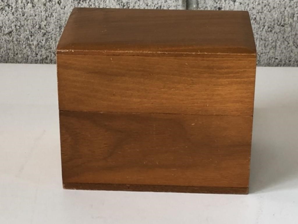 Meads Wooden File/Index Box