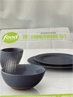 $120.00 Food network Sinnerware set 3 bowls