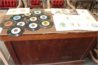 Vintage 45 RPM Records x 32