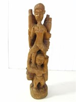 AFRICAN SOFTWOOD CARVING 4 FIGURES W/ POTTERY