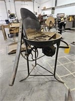 COAL FORGE WITH HAND CRANK BLOWER