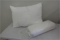 Beckham Hotel Collection Pair of Pillows