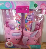 Pink Viva Slippers & Accessories.