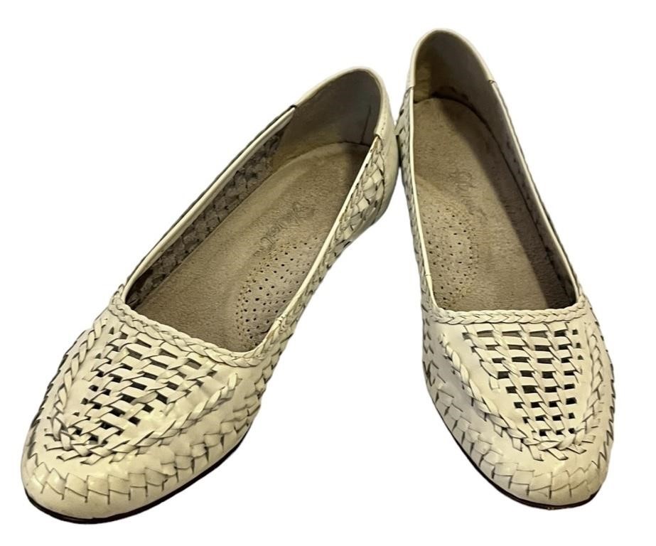9West White Woven Leather Flats Sz 8.5