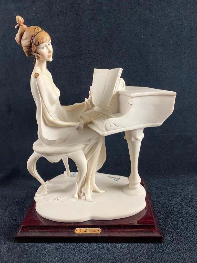 Giuseppe Armani "Lady At Piano" Statue