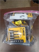 15 DEWALT Assorted Bliser Pack Drill Accessories