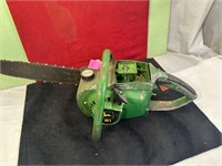 **JOHN DEERE 81 SMALL CHAIN SAW-UNTESTED