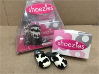 2-Hasbro Toys Shoezies Fashion for your Fingers
