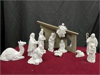 Avon Collectables 1984 Porcelain Nativity Scene