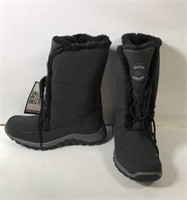 New Black Boots Size 7