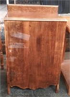 Floor Cabinet approx. 20 3/4" x 14" x 32 1/2"H