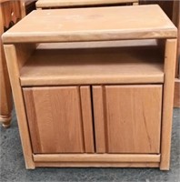 Rolling Microwave Cart approx 24" x 16 1/2" x 25"H