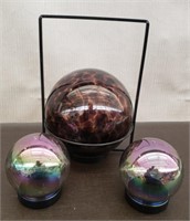 Brown/Purple Gazing Ball in Rack & 2 'Oil Slick'