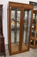 LIGHTED DISPLAY CABINET