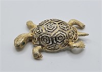 14K Turtle Brooch with Openwork Shell Design