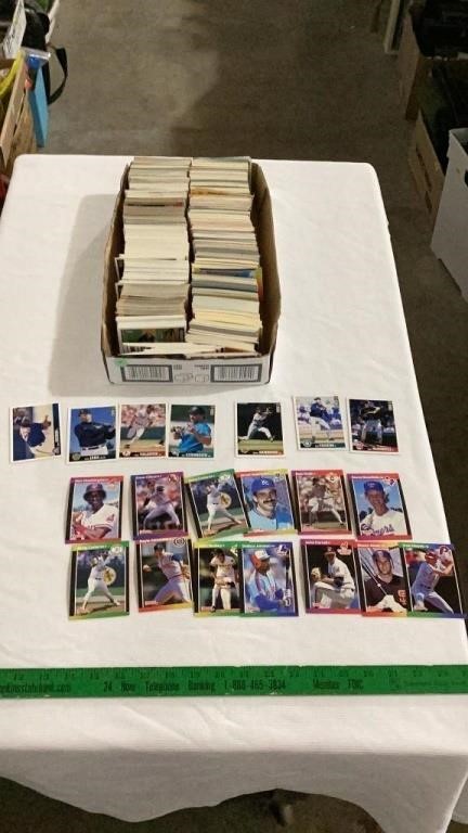 Assorted baseball trading cards.