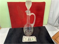 GLASS DECANTER W/STOPPER ETCHED DESIGN