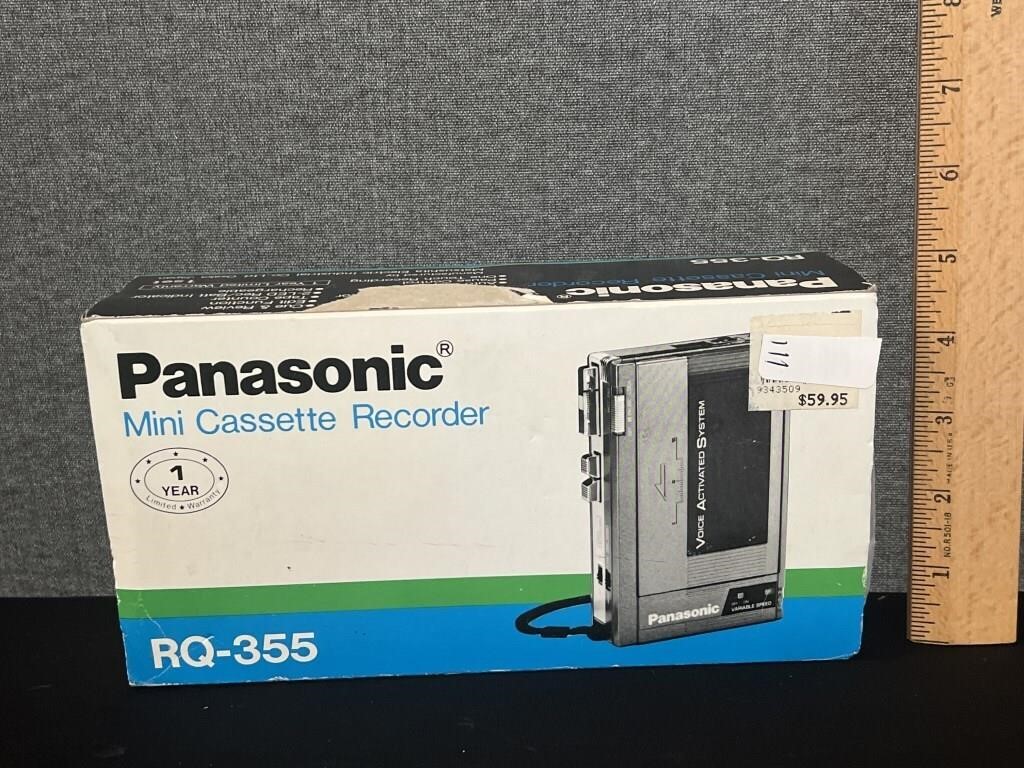 Vintage Panosonic Mini Cassette Recorder Org. Box