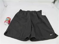 Nike , culotte courte neuve pour homme gr XL