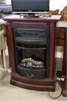 ELECTRIC FIREPLACE WITH MANTEL