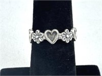 925 Silver Heart and Flower Ring