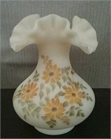 Fenton Ivory Fluted Vase With Yellow Daisies,