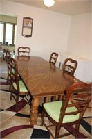 Table & (6) Chairs w/ (2) 18” Leaves 62×42×29