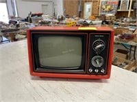 Red Solid State TV Untested