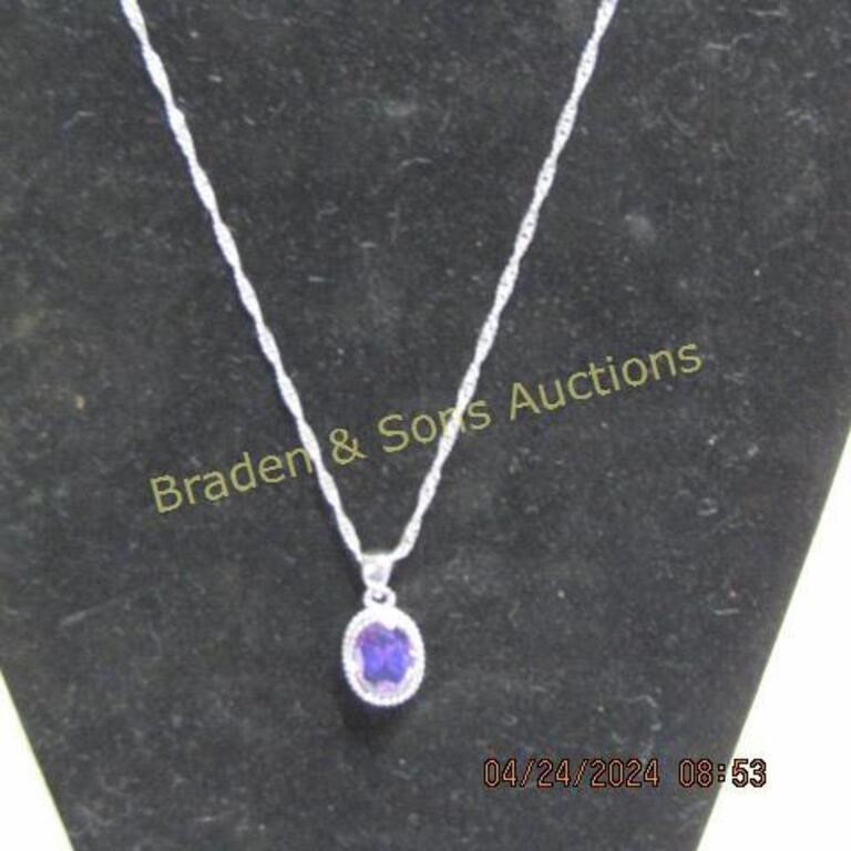 LADIES STERLING SILVER AND GEMSTONE NECKLACE.