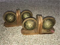 4 Piece Wooden Globe Bookends (6"H)