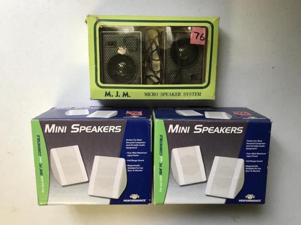 Lot of Mini Speakers