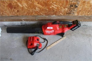 Milwaukee Fuel Leaf Blower w/ Battery And Charger