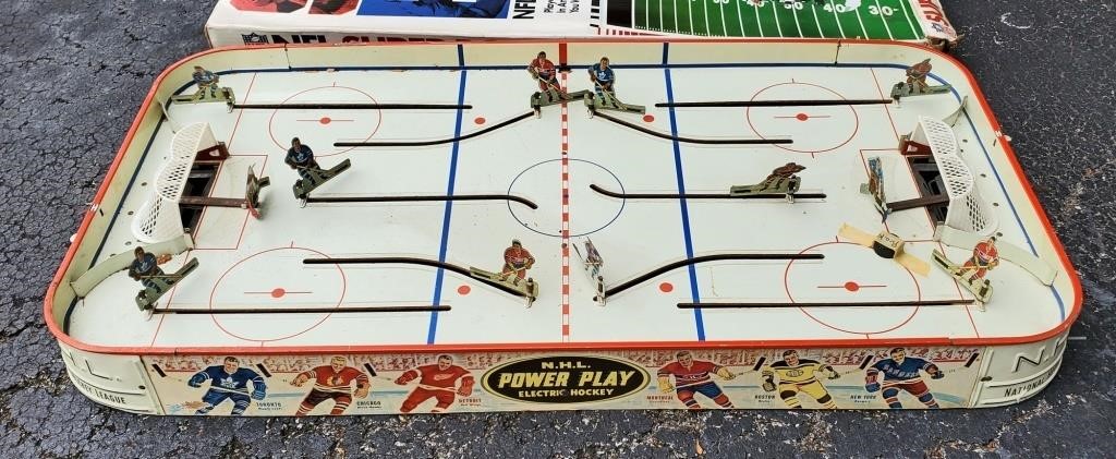 1960's NHL HOCKEY GAME / ELECTRIC FOOTBALL GAME