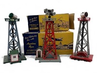 3 vintage American Flyer Light Towers