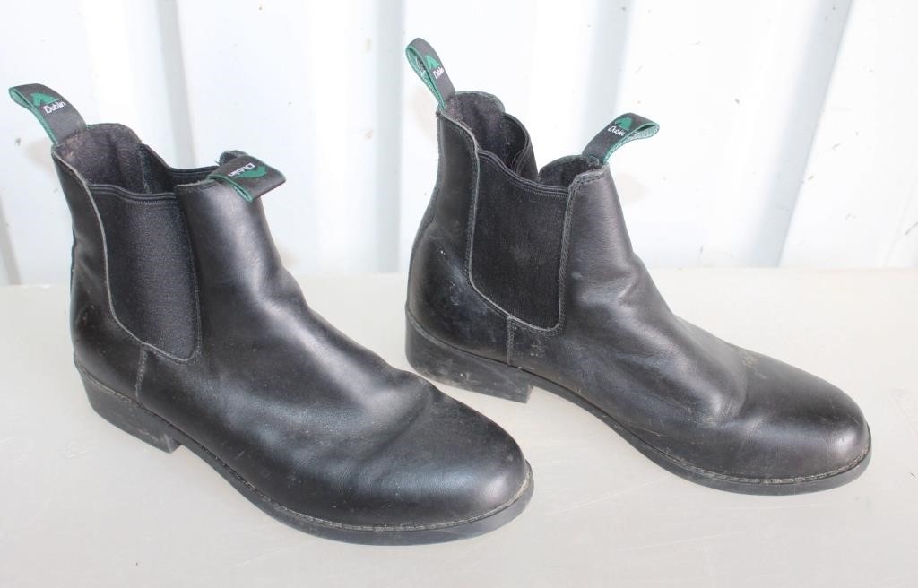 Dublin Ladies Boots, size 10