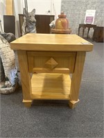 One drawer end table