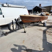 15' Wooden Boat w 40Hp Evinrude Motor & Trailer