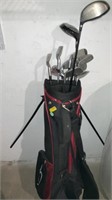 TiTech Golf bag with various clubs