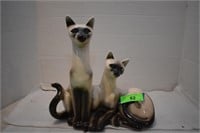 MCM Ceramic Siamese Cats TV Lamp w/Green Eyes