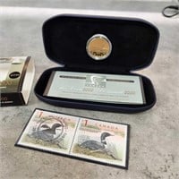 2000 Canadian Looney & Stamp Set