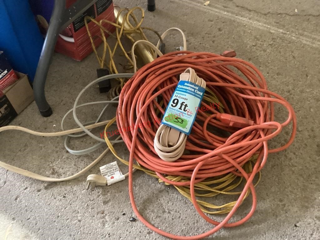 Assorted Electrical Cords & Worklight