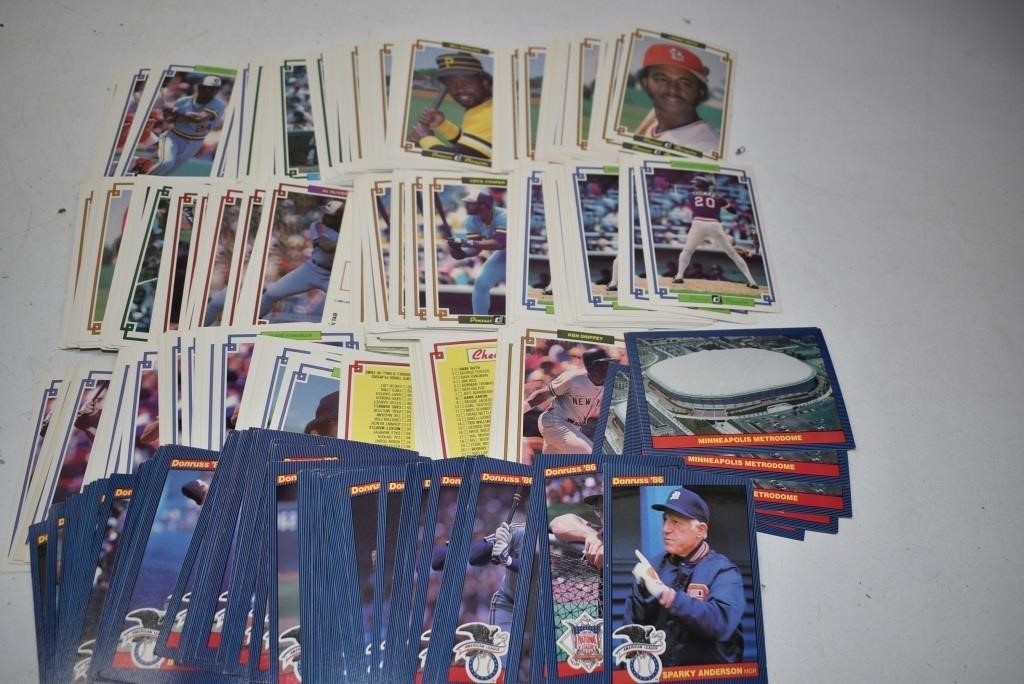 Large Size Donruss Baseball Trading Cards